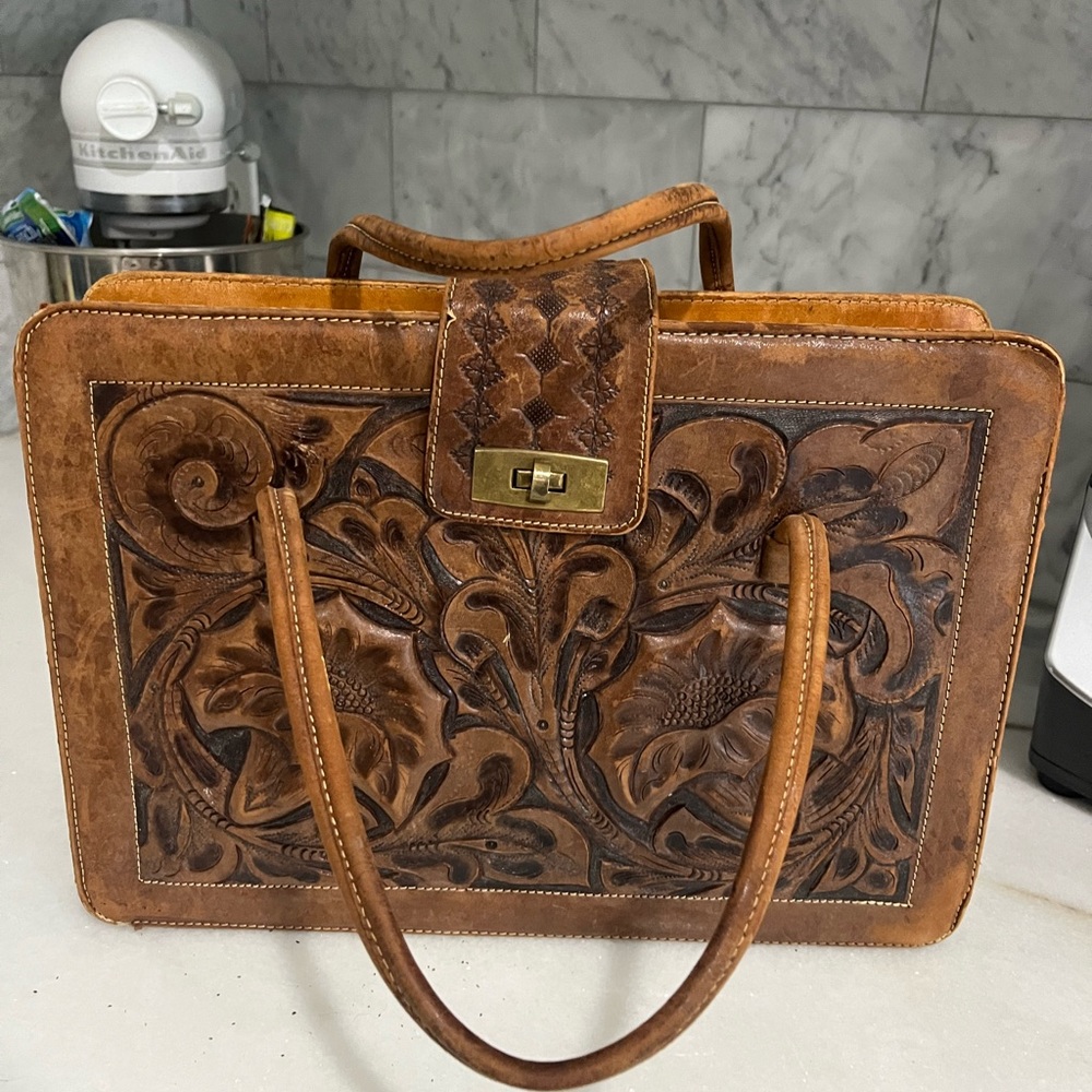Vintage Leather purse 1960s-1970s